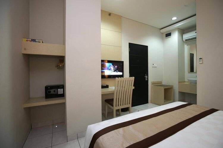 Hotel 88 Mangga Besar Viii By Wh
