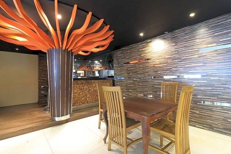 Hotel Prapancha