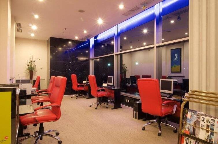 Manhattan Hotel Jakarta