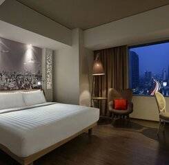 $item['hotel']['name']