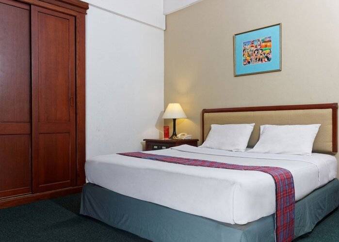 Paragon Gallery Hotel