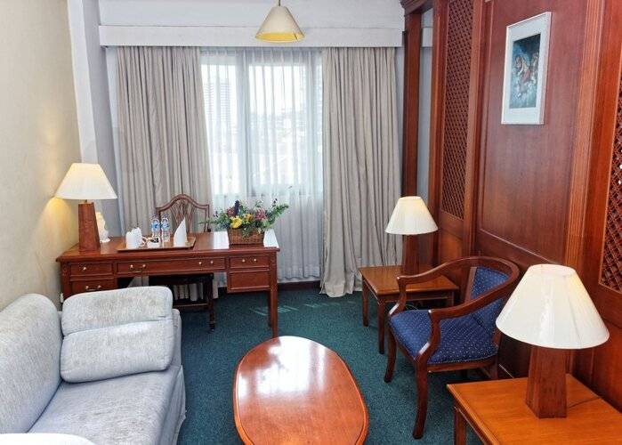 Paragon Gallery Hotel