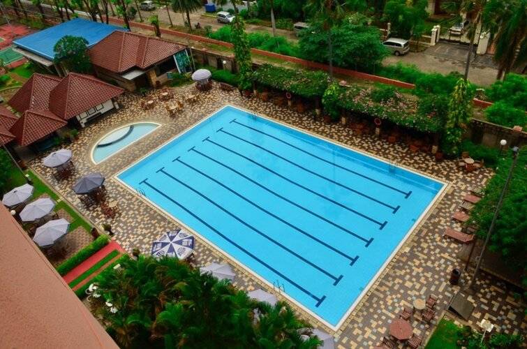 Sunlake Waterfront Resort And Convention
