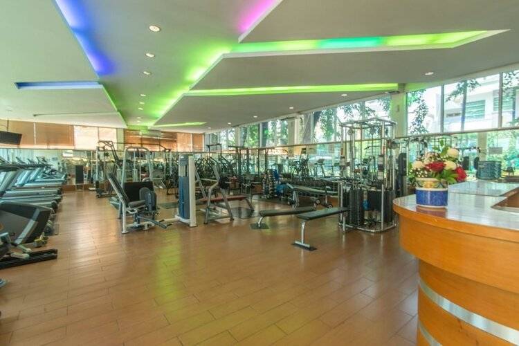 Sunlake Waterfront Resort And Convention
