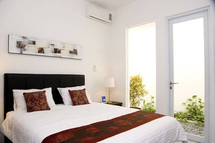 V Residence Kemang