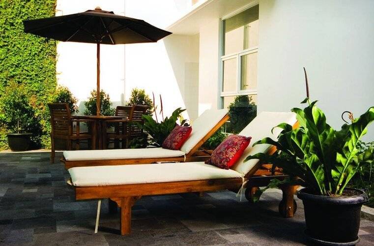 V Residence Kemang