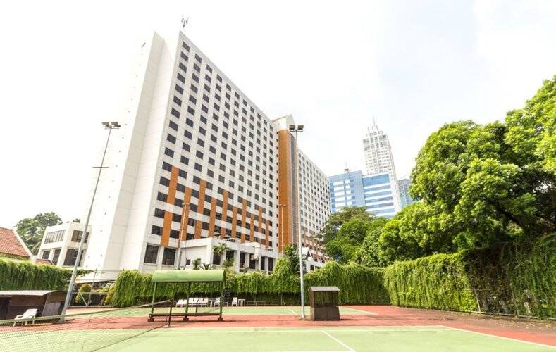 Century Park Hotel