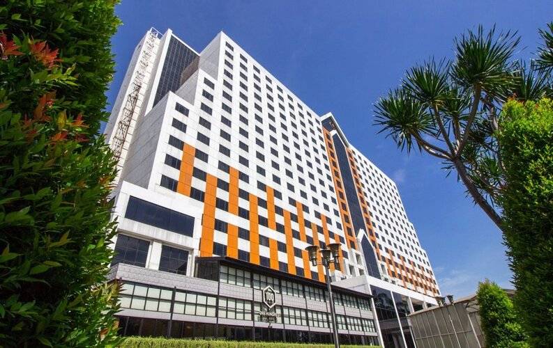 Century Park Hotel