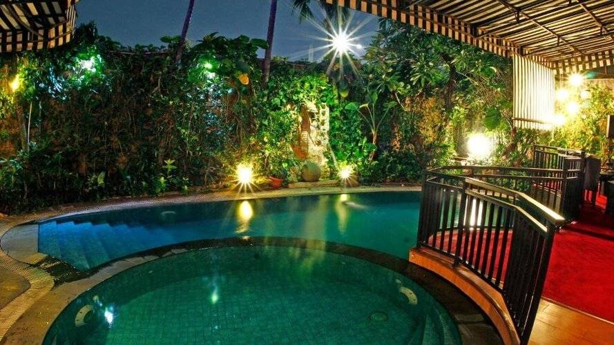 Amaroossa Cosmo Jakarta