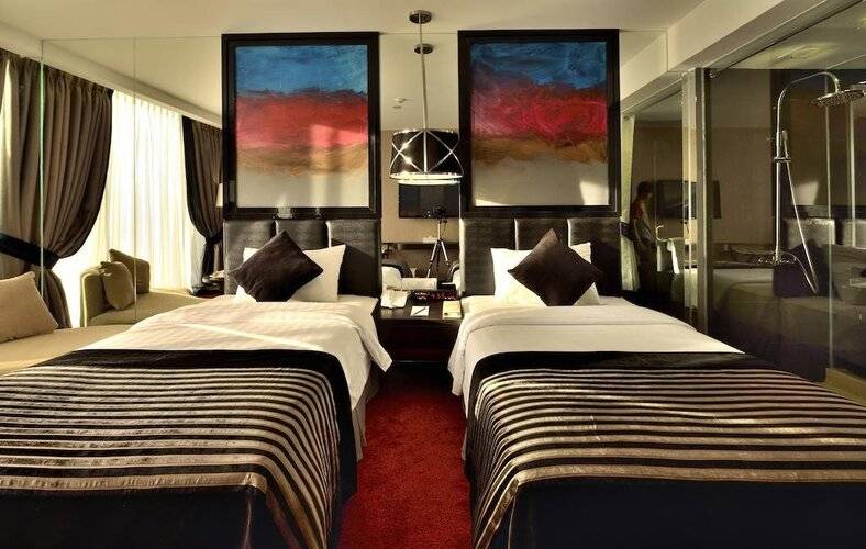 Amaroossa Cosmo Jakarta