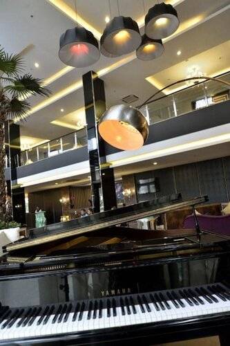 Amaroossa Cosmo Jakarta