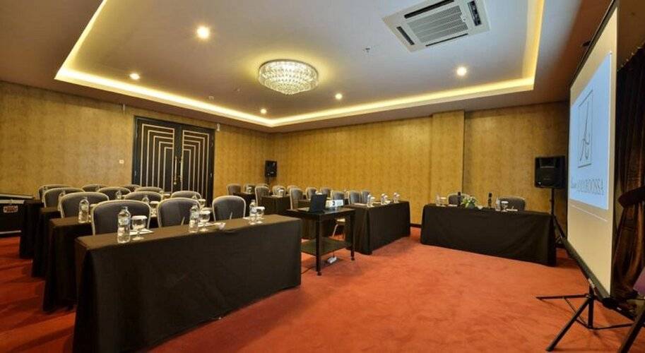 Amaroossa Cosmo Jakarta