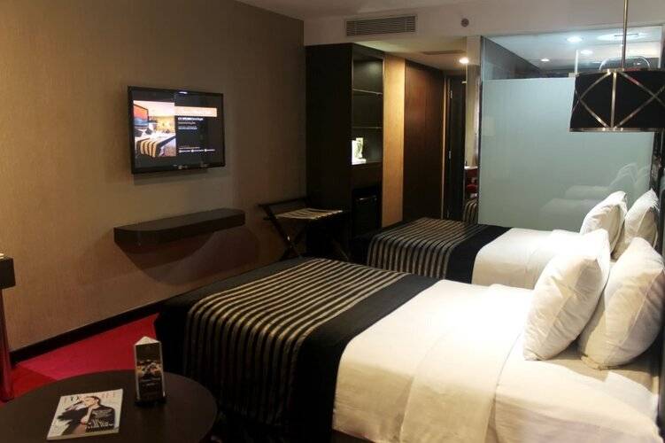 Amaroossa Cosmo Jakarta