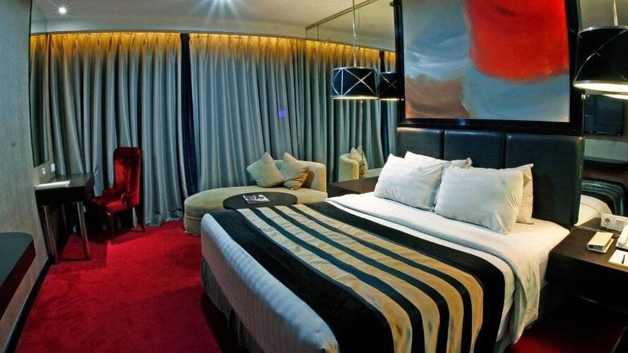 Amaroossa Cosmo Jakarta