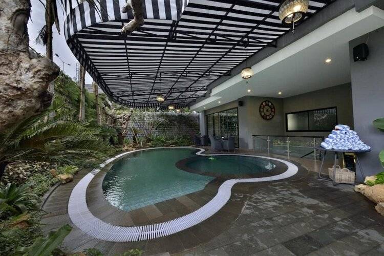 Amaroossa Cosmo Jakarta