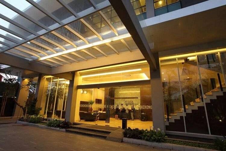 Avissa Suites