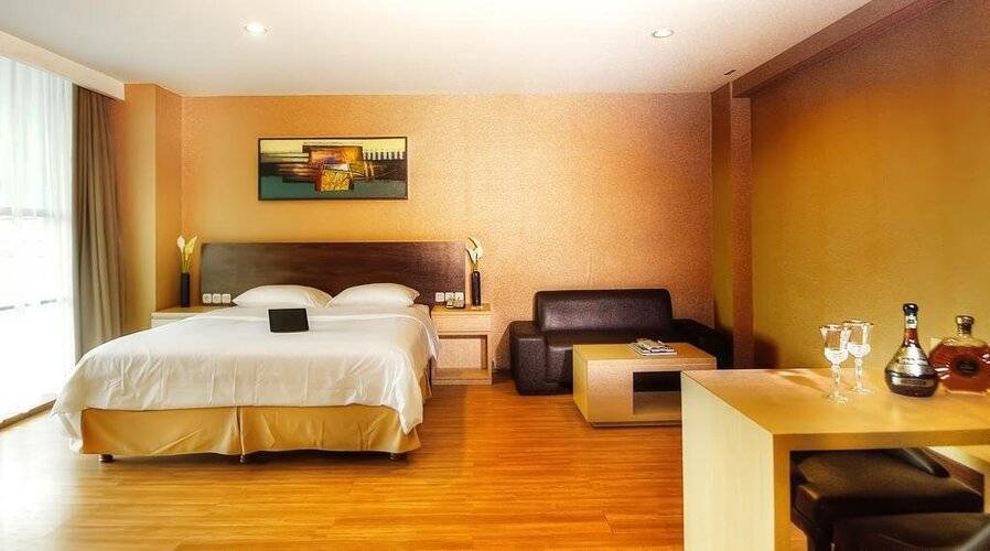 Avissa Suites