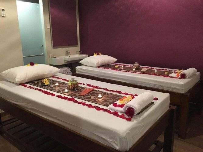 Avissa Suites