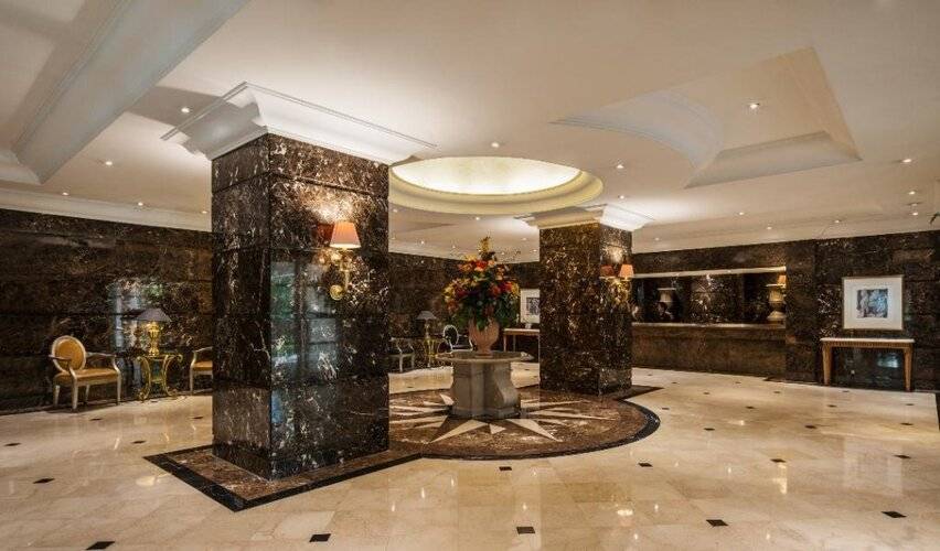 Batavia Apartments, Hotel & Service Residences
