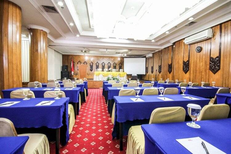 Grand Menteng Hotel