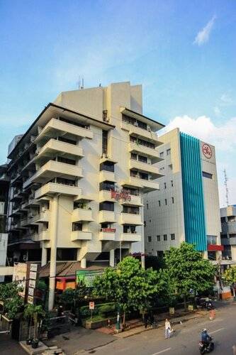 Grand Menteng Hotel