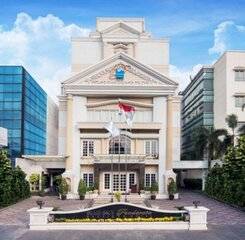 $item['hotel']['name']