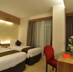 $item['hotel']['name']