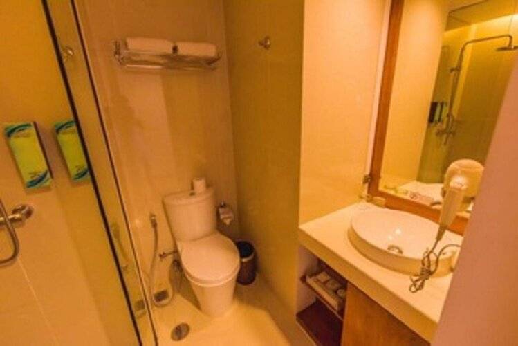 Hariston Hotel & Suites