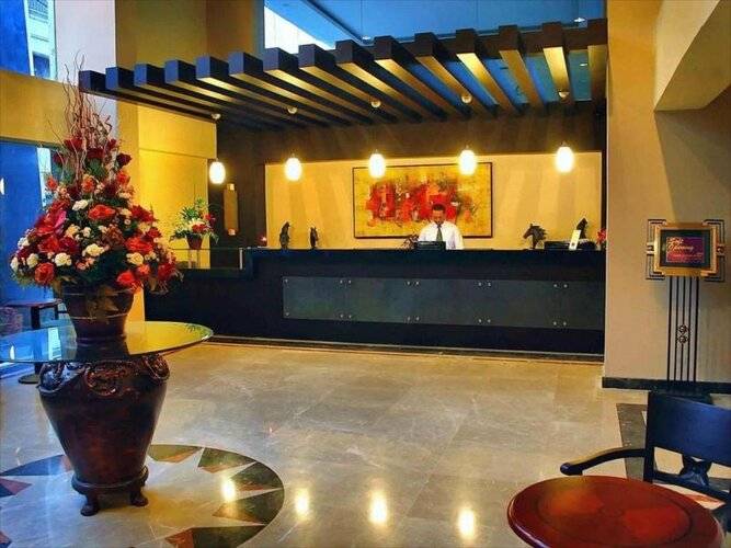 Losari Roxy Hotel