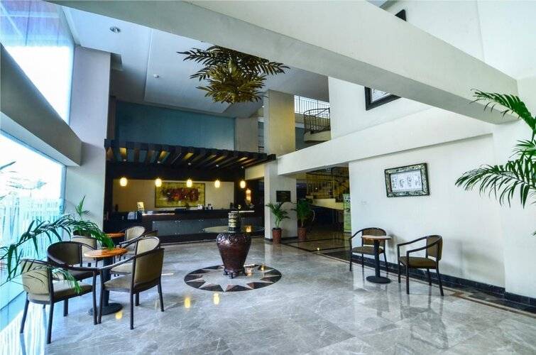 Losari Roxy Hotel