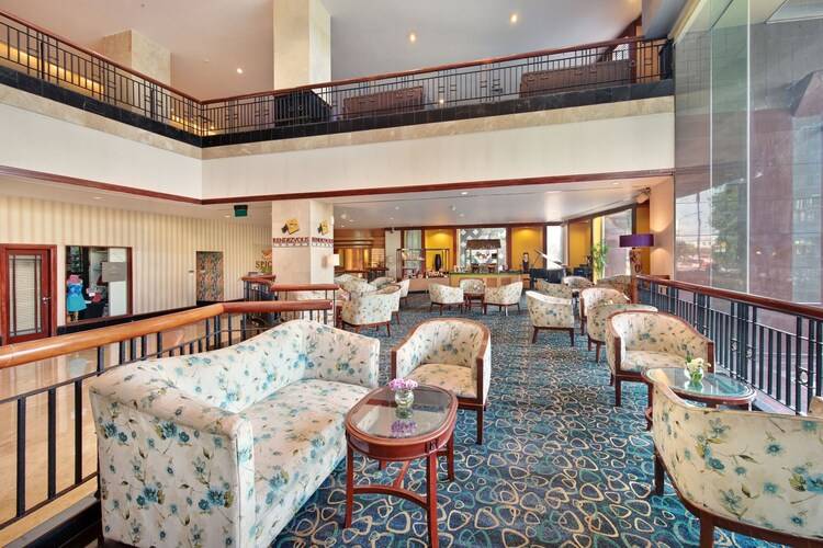 Lumire Hotel And Convention Center