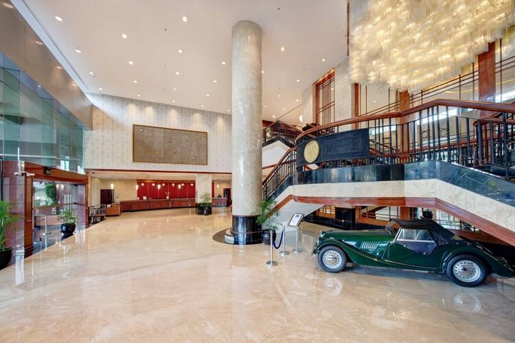 Lumire Hotel And Convention Center