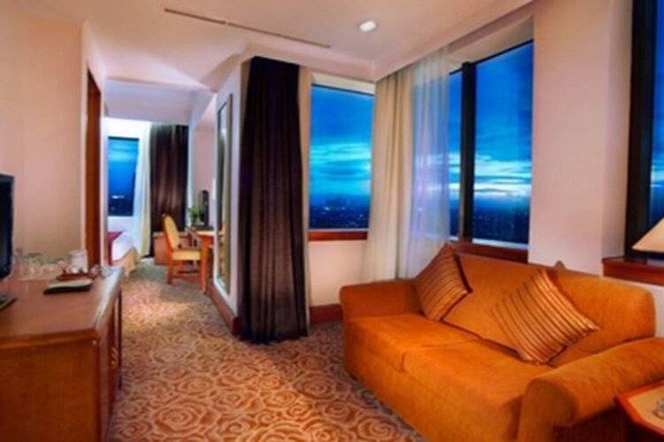 Menara Peninsula Hotel Jakarta