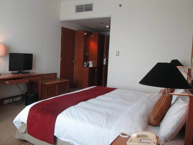 Menara Peninsula Hotel Jakarta