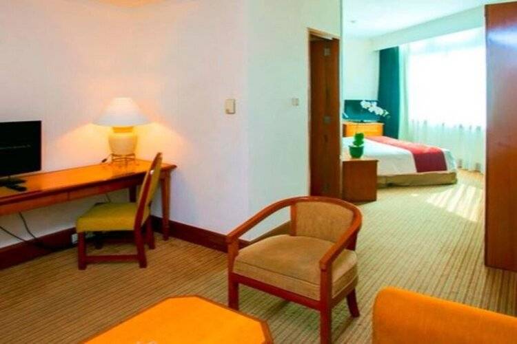 Menara Peninsula Hotel Jakarta