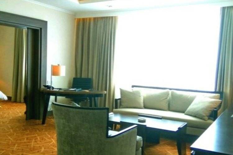 Menara Peninsula Hotel Jakarta