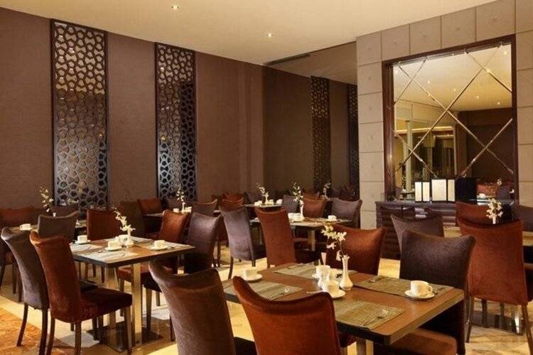 Oakwood Hotel & Apartments Taman Mini Jakarta