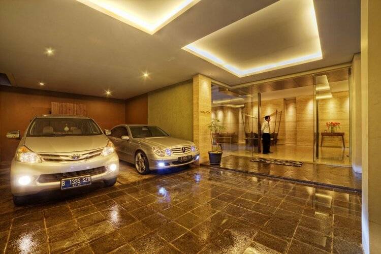 Rasuna Icon Hotel