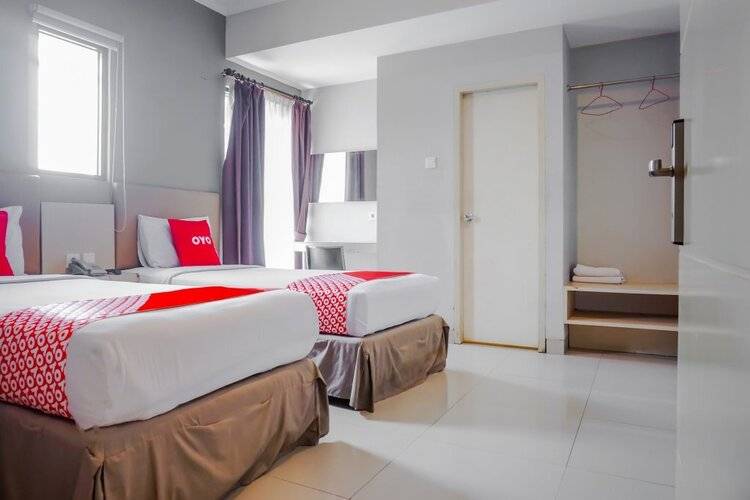 Super Oyo 90244 Hotel Antara