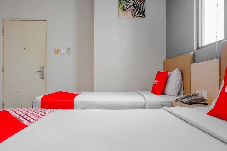 Super Oyo 90244 Hotel Antara