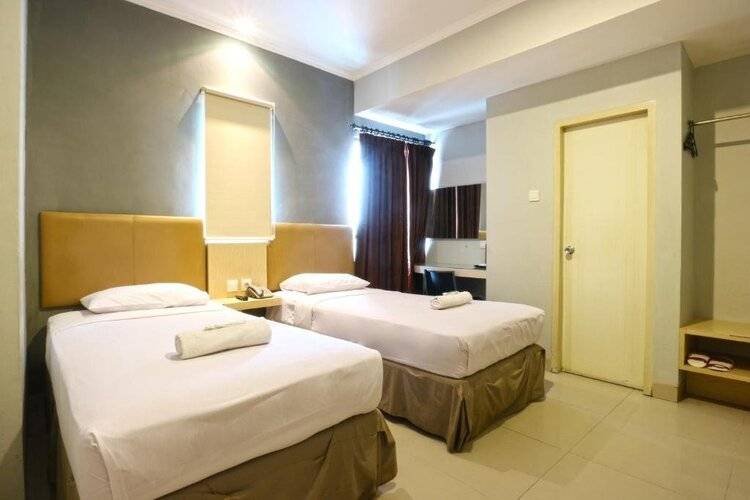 Super Oyo 90244 Hotel Antara
