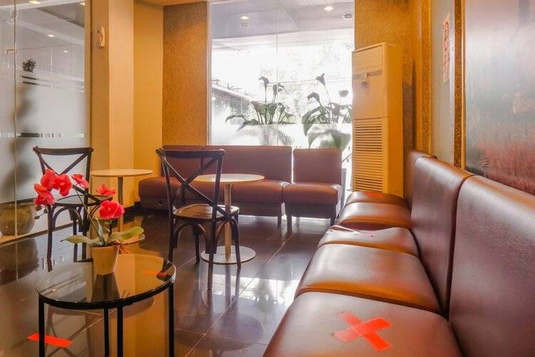 Super Oyo 90244 Hotel Antara