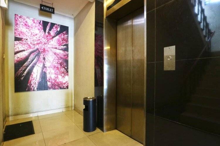 Super Oyo 90244 Hotel Antara