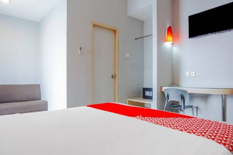 Super Oyo 90244 Hotel Antara