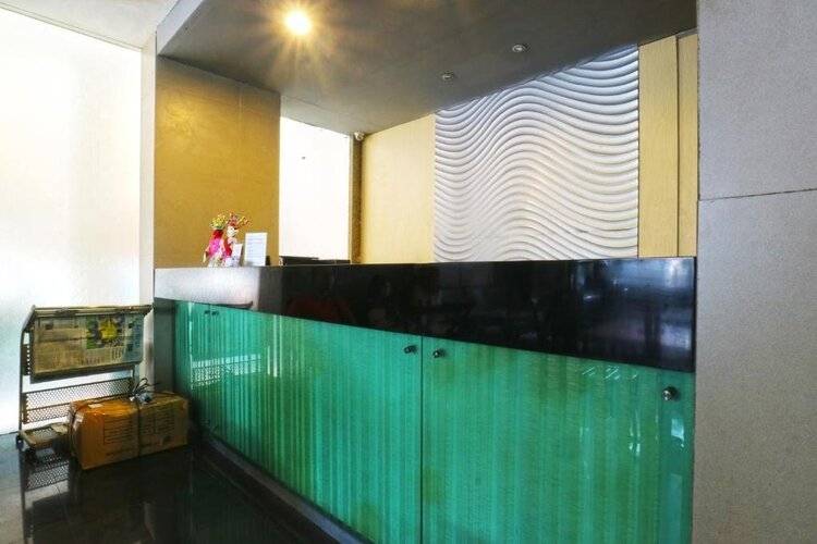 Super Oyo 90244 Hotel Antara