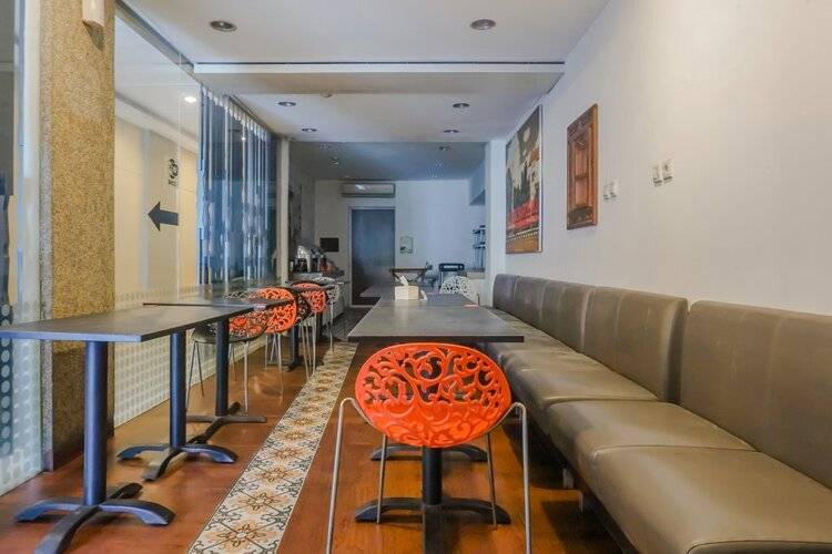 Super Oyo 90244 Hotel Antara