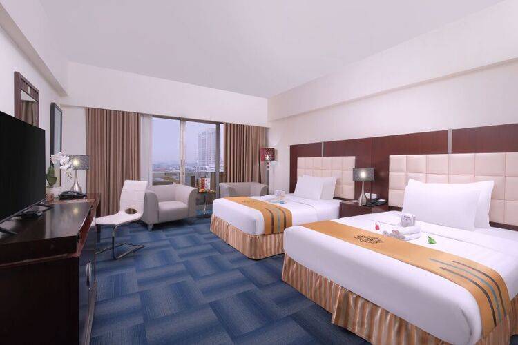 Merlynn Park Hotel