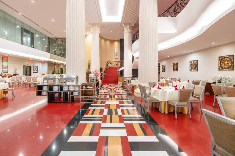 Merlynn Park Hotel