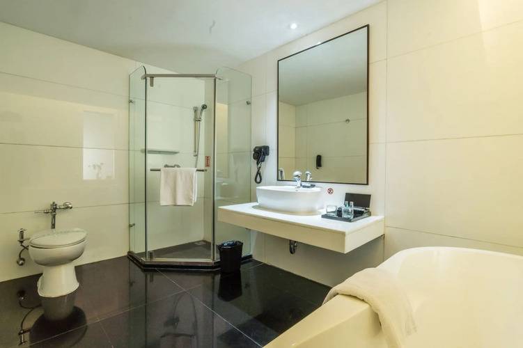Merlynn Park Hotel