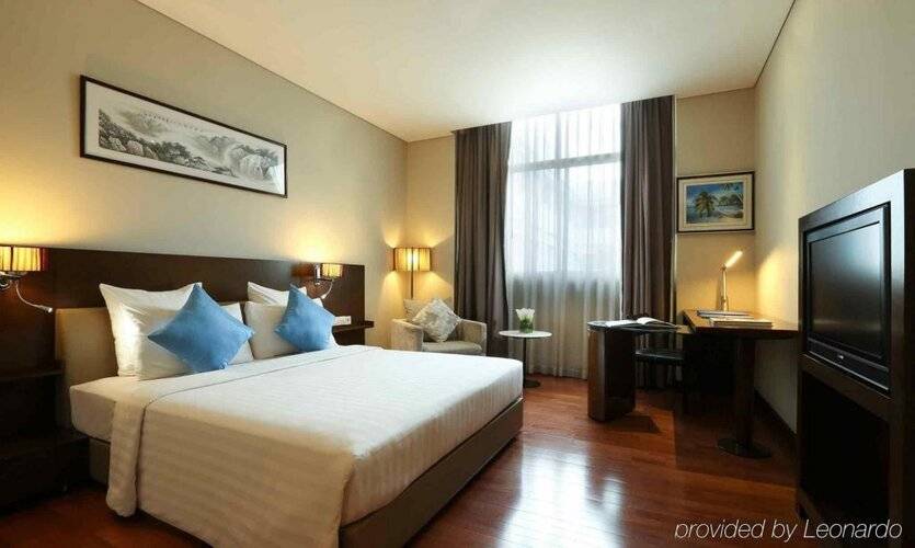 Novotel Jakarta Mangga Dua Square Hotel
